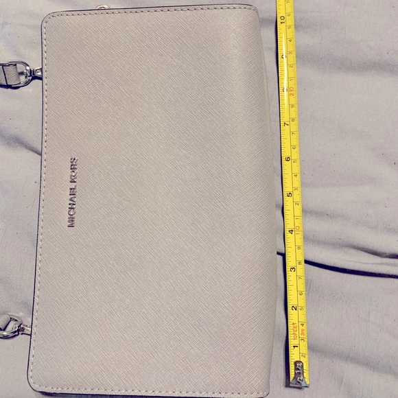Michael Kors Clutch/Cross Body - Picture 4 of 5